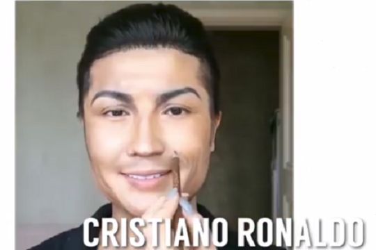 A makeup artist turns herself into Cristiano Ronaldo