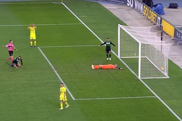 Chievo goalkeeper doesn't stop an own goal after Emanuele Giaccherini chested it back to him during a game against Sassuolo