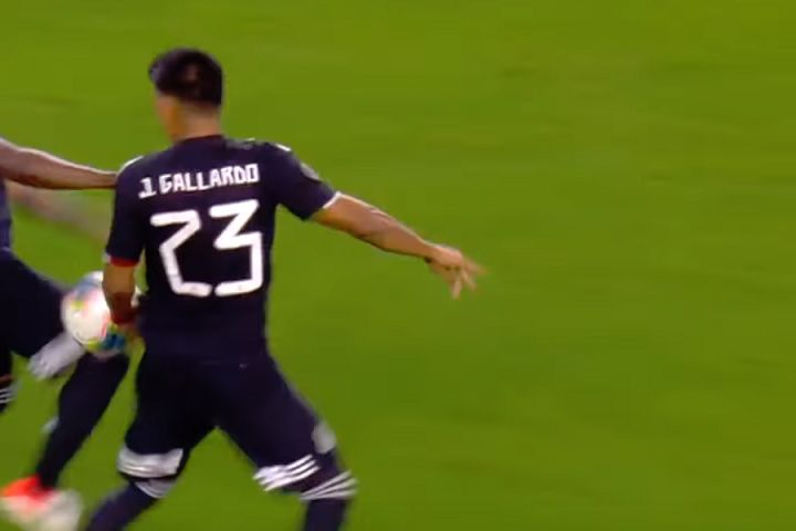 Jesús Gallardo headed the ball into the back of a steward's head in Mexico's CONCACAF Gold Cup quarter-final against Costa Rica