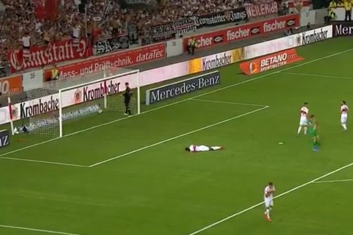 Stuttgart's Maxime Awoudja scores an own goal before being sent off on his debut, a 2-1 win over Hannover 96