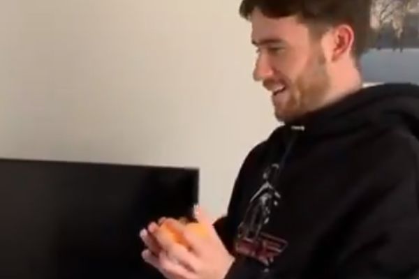Leicester's Ben Chilwell tricks his mum into heading an egg